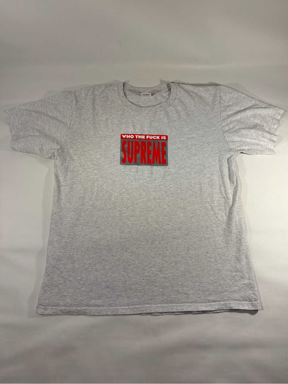 🟥 SUPREME WHO THE F*CK ASH GREY GRAPHIC T-SHIRT - SIZE MEDIUM 🟥